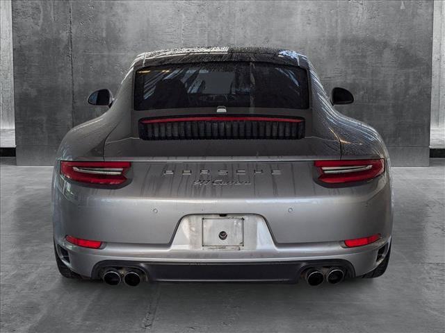 2018 porsche 911 carrera