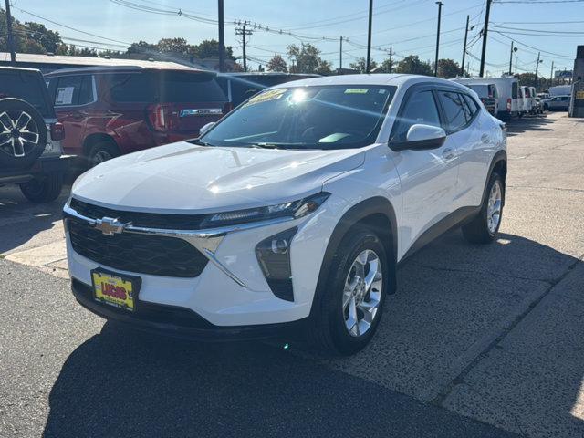 2024 chevrolet trax ls
