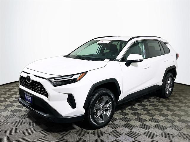2022 toyota rav4 xle