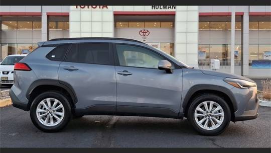 2022 toyota corolla cross le