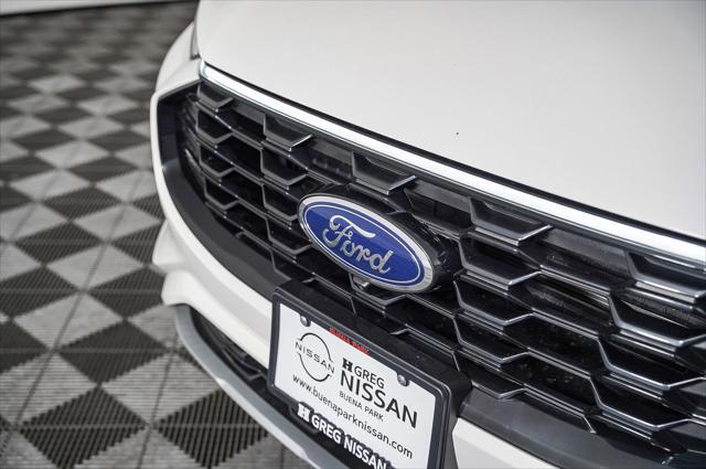 2023 ford escape st-line elite
