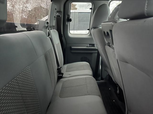 2012 ford f-250 lariat