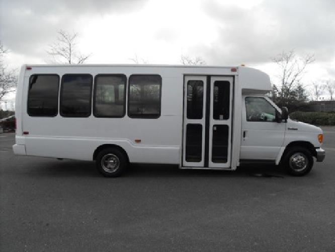 2006 krystal koach kk24 coach 18 passenger bus (a4264 in westbury, ny