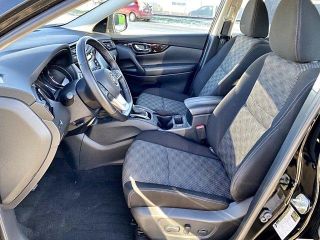 used 2018 nissan rogue sport sv monroe, wi 53566 for sale in monroe, wisconsin