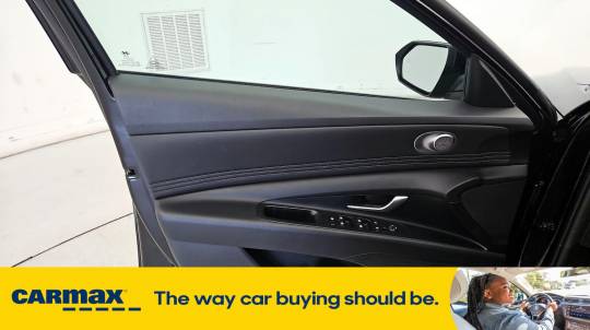 2022 Hyundai Elantra