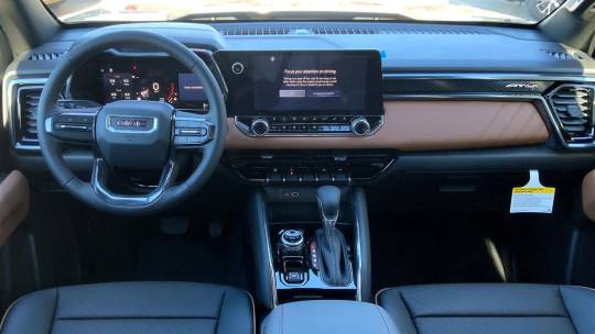 2024 GMC Canyon