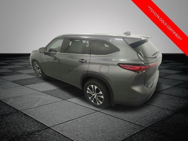 2021 toyota highlander xle