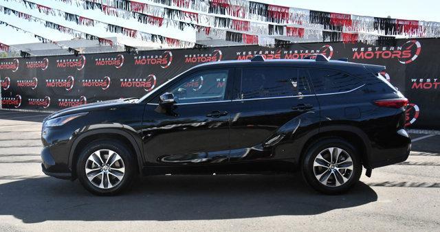 2021 toyota highlander xle