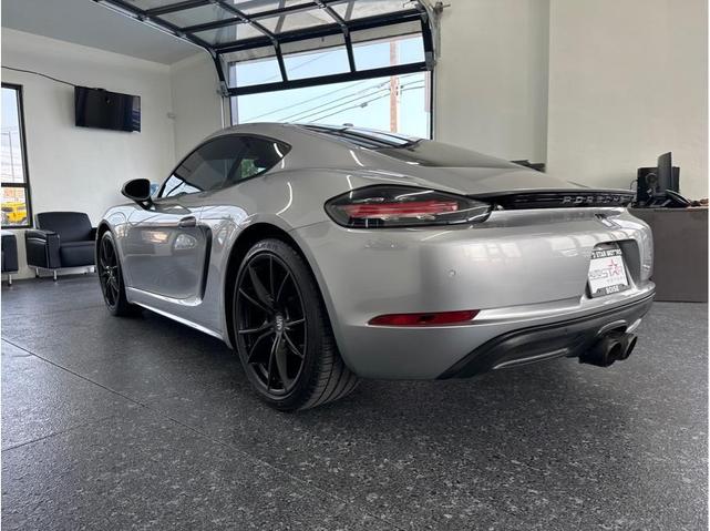 2017 porsche 718 cayman base