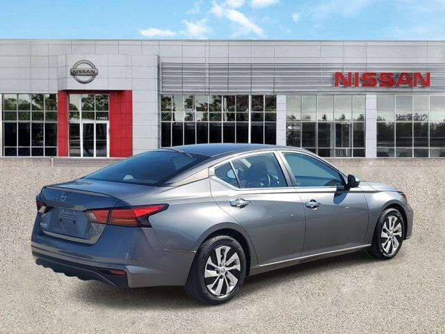 2023 nissan altima s fwd