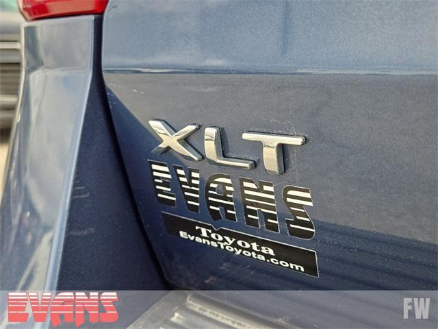 2020 ford expedition xlt