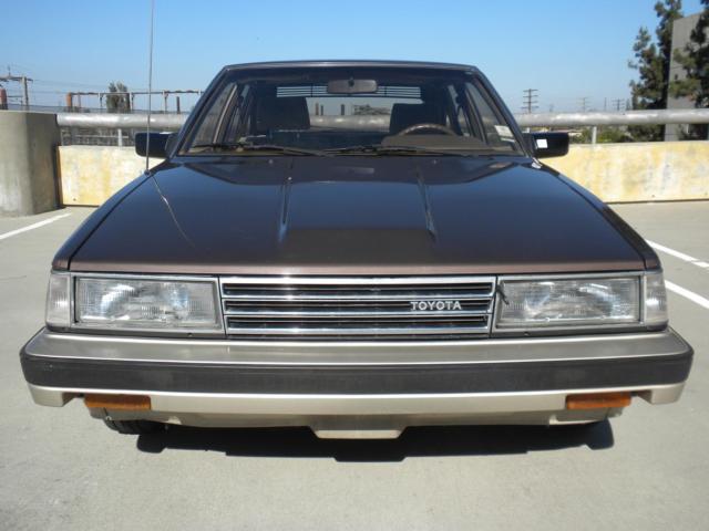 1985 toyota camry liftback museum condition! low miles 90k! rare color collector