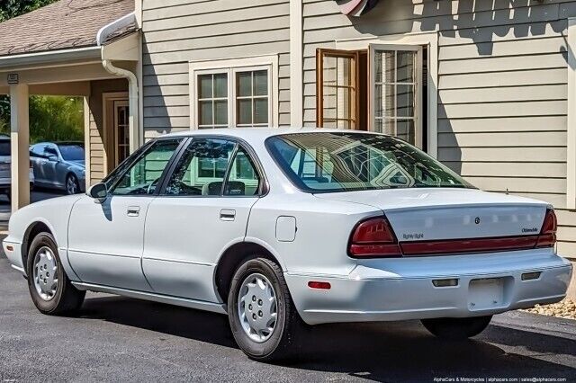 1999 oldsmobile eighty-eight (time capsule)