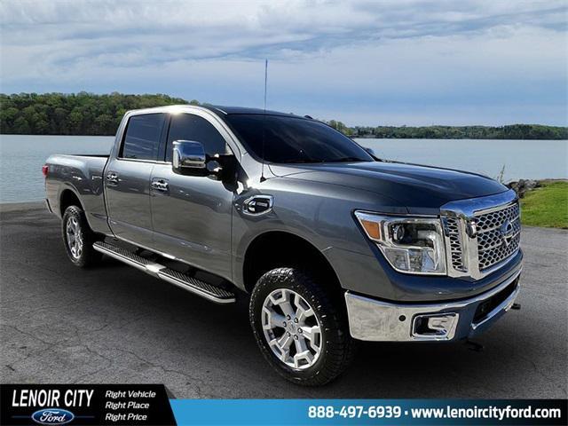 2017 nissan titan xd sl