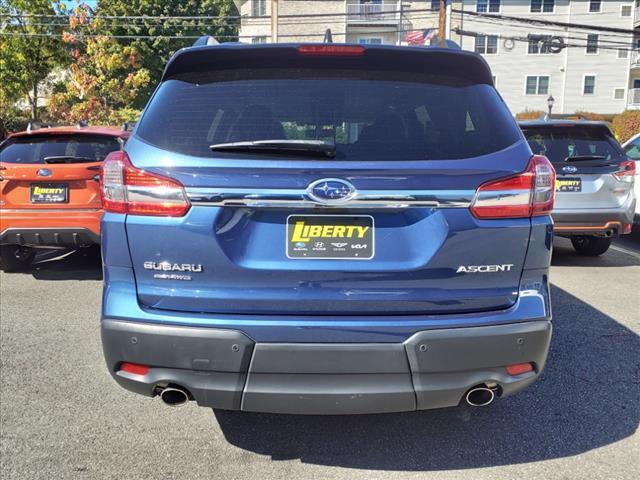 2022 subaru ascent premium 7-passenger