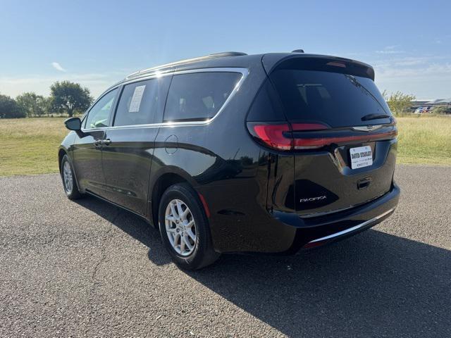 2022 chrysler pacifica touring l