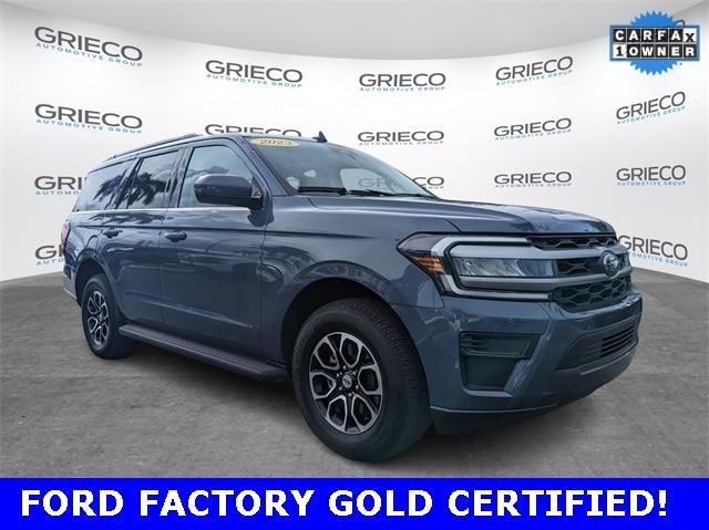 2023 ford expedition xlt