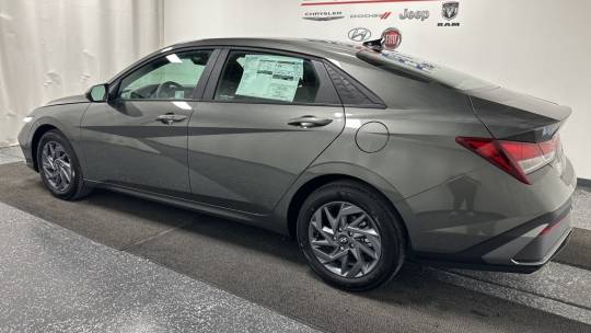 2024 Hyundai Elantra