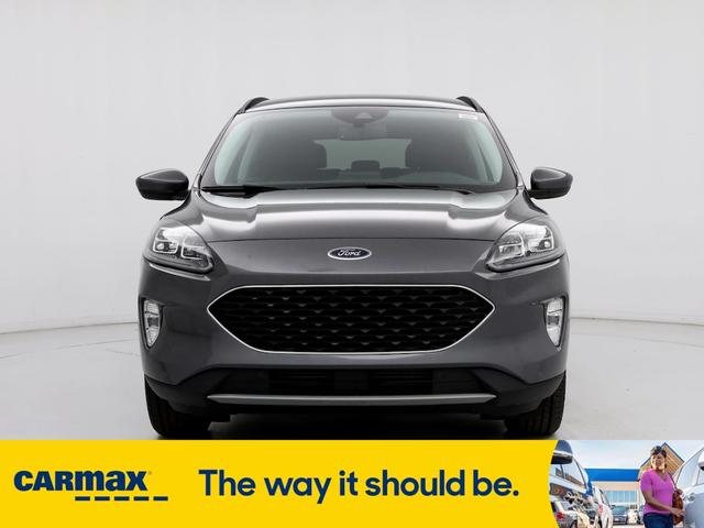 2021 ford escape titanium