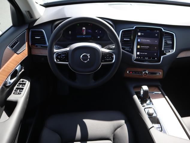 2024 volvo xc90 b6 awd plus bright theme 7p