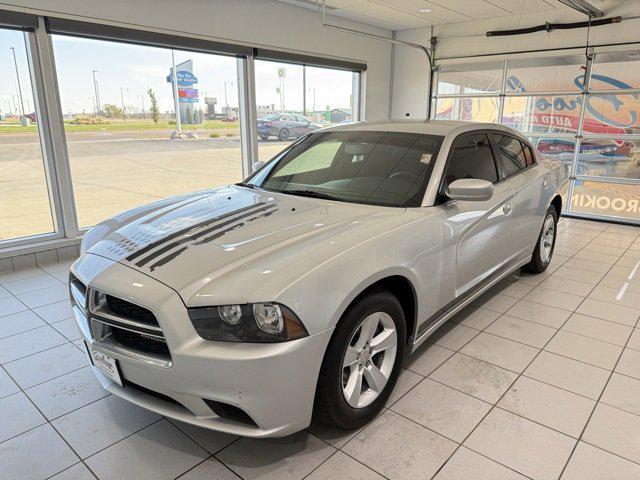 2012 dodge charger se