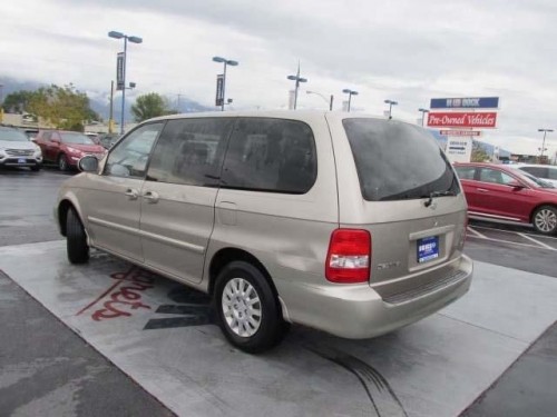 2003 kia sedona lx in utah