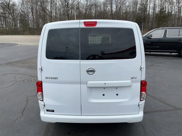 2019 nissan nv200 sv