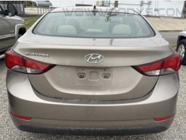 2014 hyundai elantra se