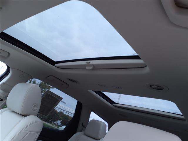 2023 buick enclave premium group