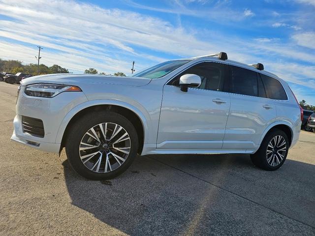 2022 volvo xc90 t6 momentum 7 passenger