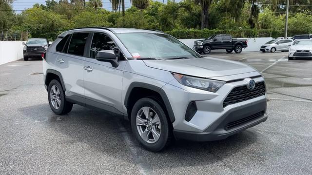 2022 toyota rav4 hybrid le