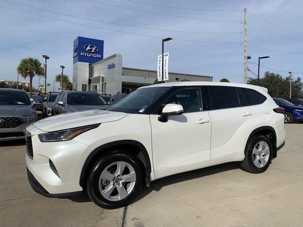 2021 toyota highlander in northbrook, illinois