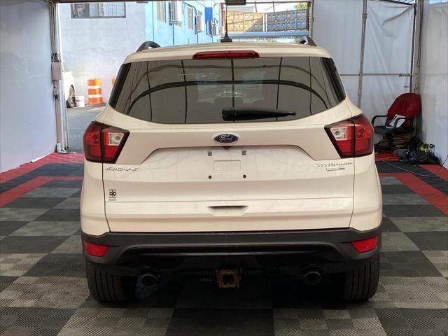 2019 ford escape titanium