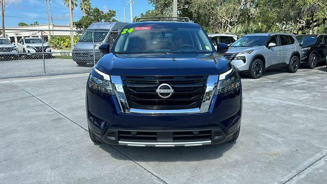 2024 nissan pathfinder platinum