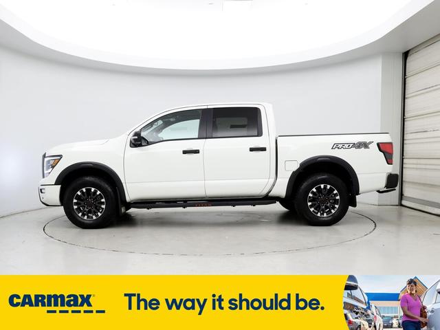 2023 nissan titan pro-4x