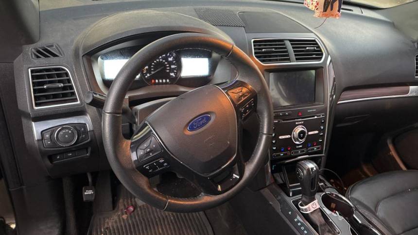 2018 ford explorer limited