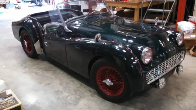 1962 triumph tr3, british racing green. excellent condition