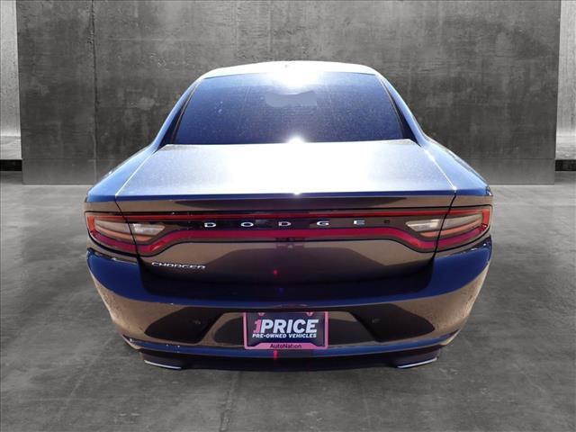 2015 dodge charger se