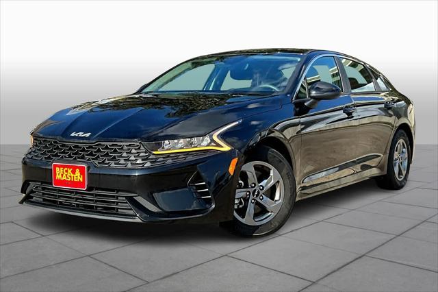 2022 kia k5 lxs