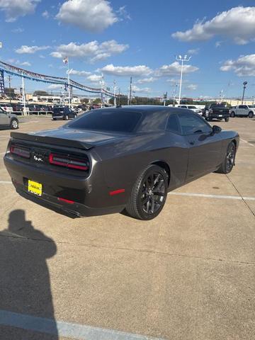 2021 dodge challenger r/t