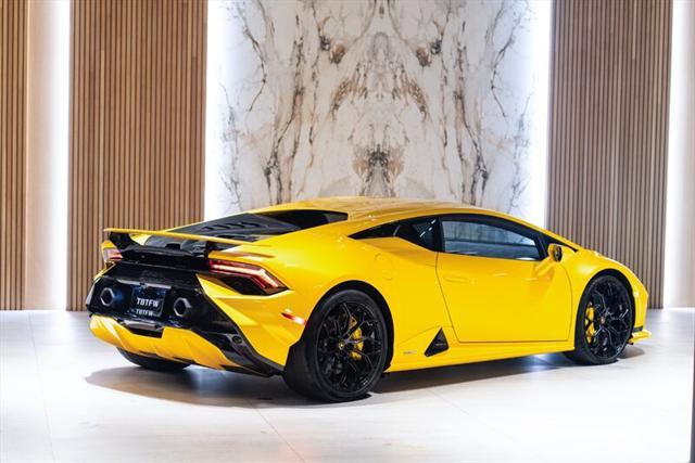 2023 lamborghini huracan tecnica coupe