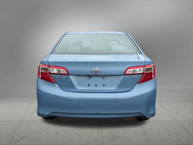 2012 toyota camry le