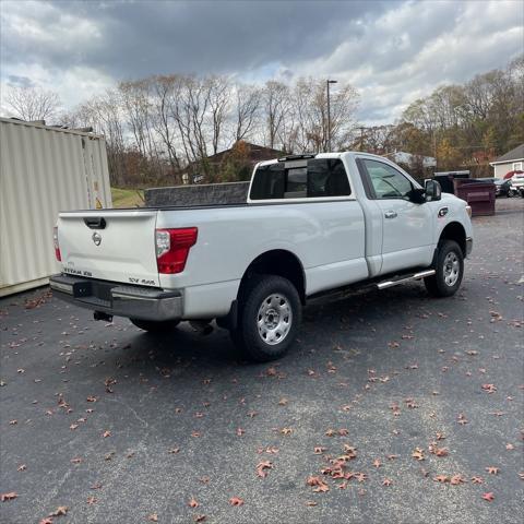 2017 nissan titan xd sv