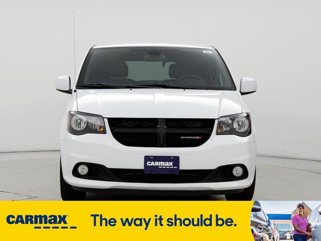 2019 dodge grand caravan sxt