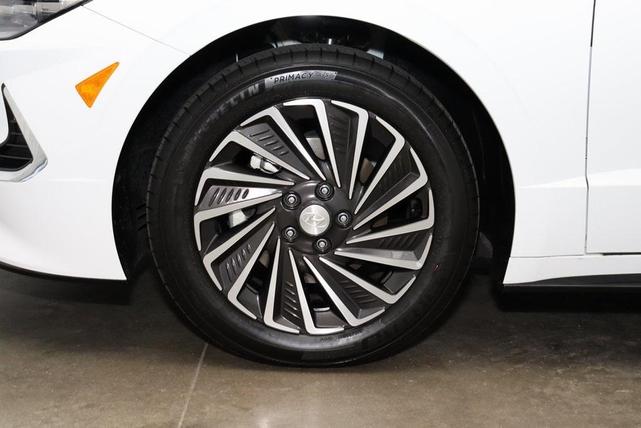 2023 hyundai sonata hybrid sel