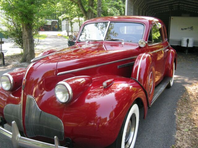 1939 buick century 66s super rare,side mounts, super rare car