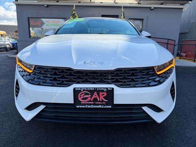 2022 kia k5 lxs
