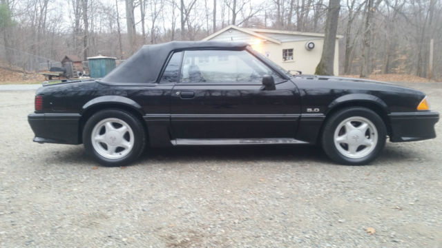 1991 triple black ford mustang gt convertible 5 speed, leather