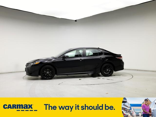 2020 toyota camry se night shade