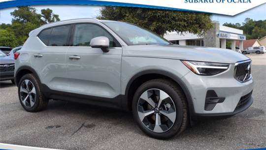 2025 Volvo XC40